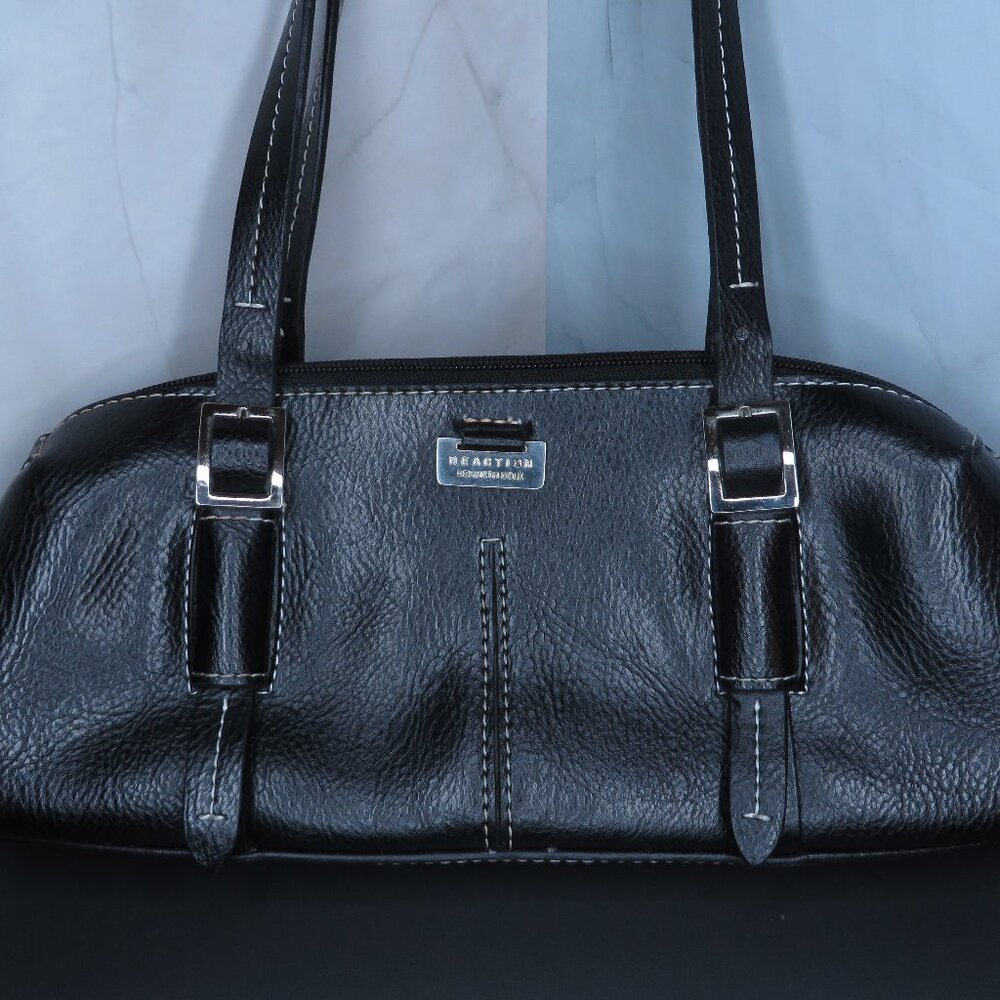 Reaction by Kenneth Cole Pocketbook